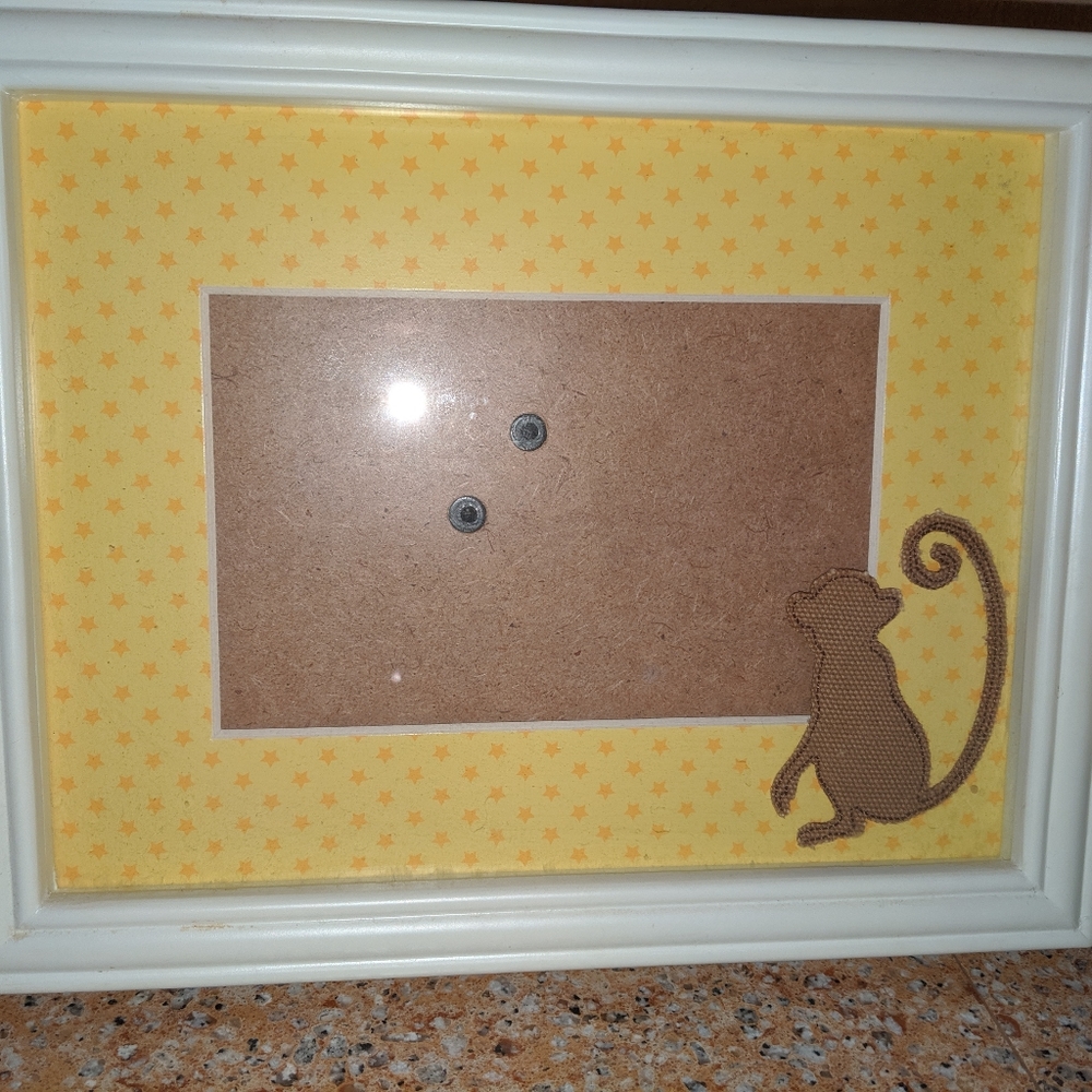 Star monkey picture frame white & yellow decor